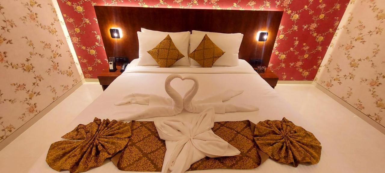 Hotel Madhuban 실바사 외부 사진